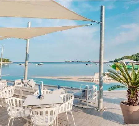 Luxusní stan Drago Tours Tent Holiday Sunshine, Lanterna